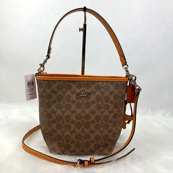 トートバッグ COACH City Bucket Bag In Signature Canvas Star Charm CBH74 Coach | Bags | Coach City Bucket Bag Signature Canvas With